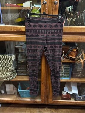 Old Navy Burgundy and Black Aztec-Pattern Leggings